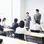 年终绩效评估、面谈技巧与关键岗位人才选拔留用实战训练