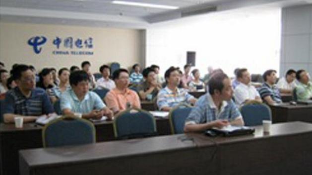王益华老师授课图片