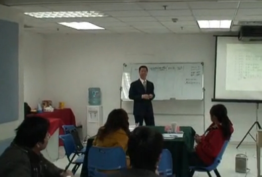 何理老师授课图片