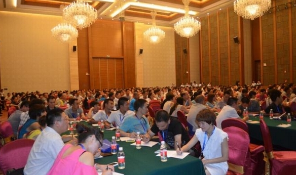 李鲁卿老师授课图片
