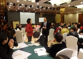 耿镔老师授课图片